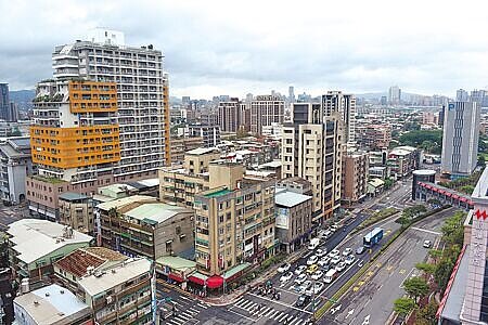 
有銀行指出，央行房市信用管制措施可能會「微調較鬆一點」，下半年有機會適度鬆綁。圖∕本報資料照片
