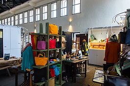 美館內有許多令人愛不釋手的文創商品。