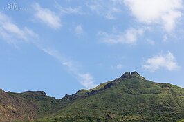 公路最頂端可遠眺茶壺山。