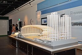 備受爭議的大巨蛋，這裡可以看到整體模型