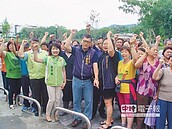 公園封路　民眾繞路　怒嗆路霸