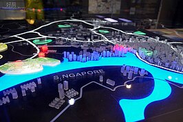 由於新加坡居住許多華人，也成為投資熱點之一